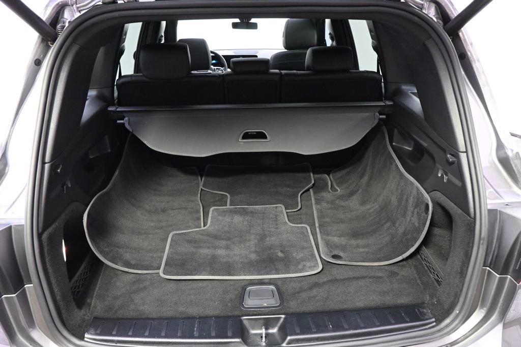 Used 2021 Mercedes-Benz GLB 250 4MATIC image 19