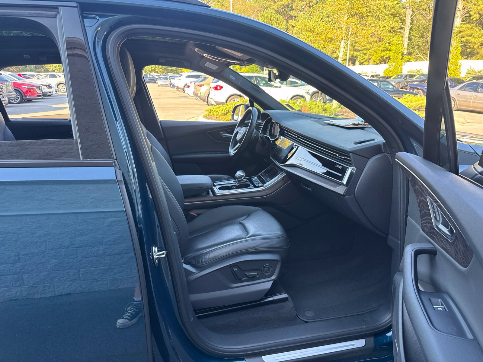 Used 2020 Audi Q7 3.0T Prestige w/ Black Optic Package AWD/4WD image 41