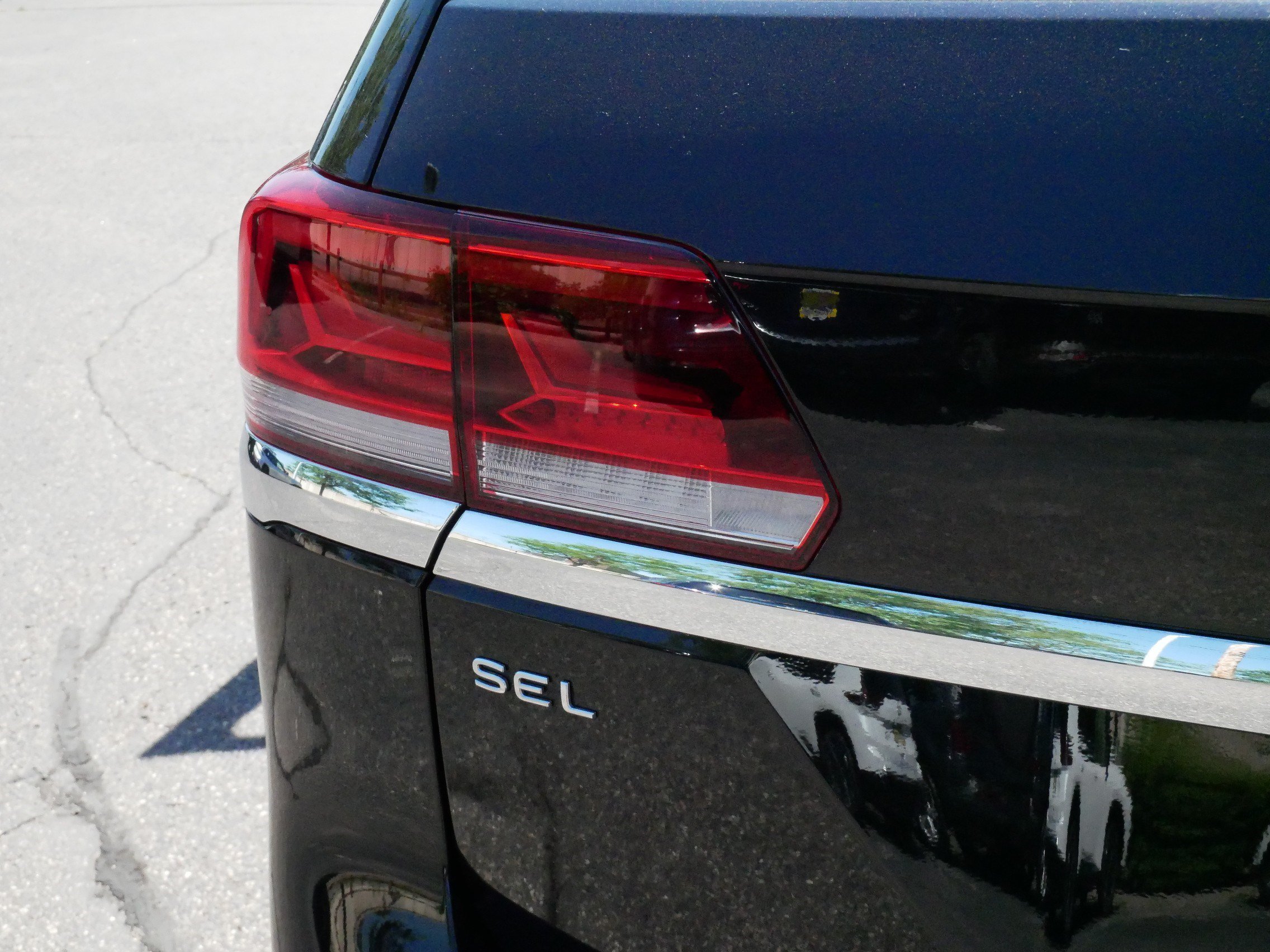 Certified 2023 Volkswagen Atlas SEL AWD/4WD image 17