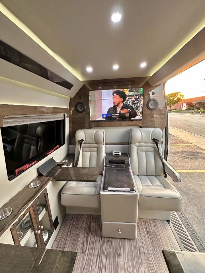 Used 2015 Mercedes-Benz Sprinter 2500 w/ Active Safety Plus Package image 61