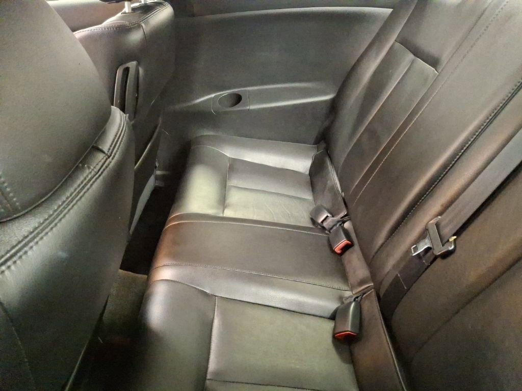 Used 2009 Nissan Altima 3.5 SE w/ Premium Pkg image 19