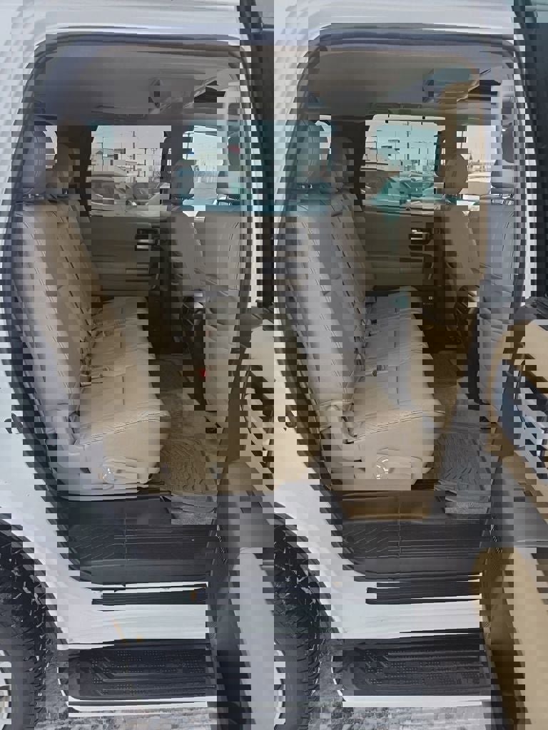 Used 2011 Toyota Sequoia Limited image 30