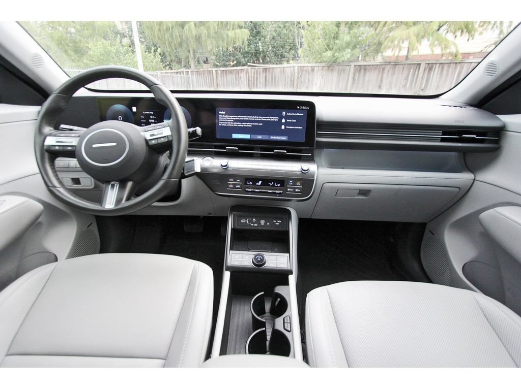 Certified 2025 Hyundai Kona Limited AWD/4WD image 10