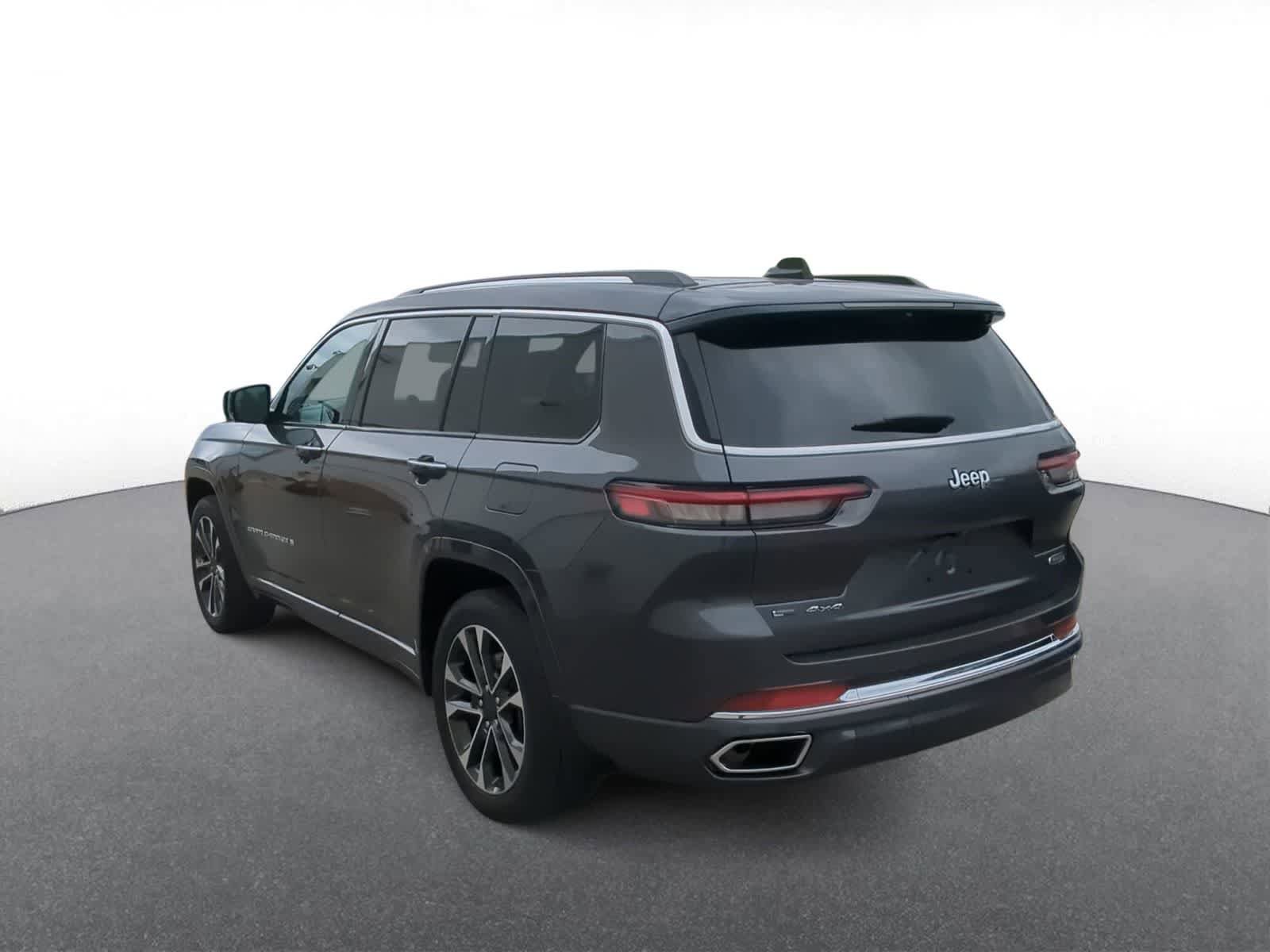 Certified 2023 Jeep Grand Cherokee L Overland w/ Advanced Protech Group III AWD/4WD image 6