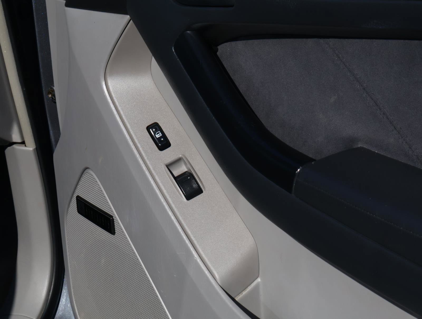 Used 2003 Toyota 4Runner Sport image 15