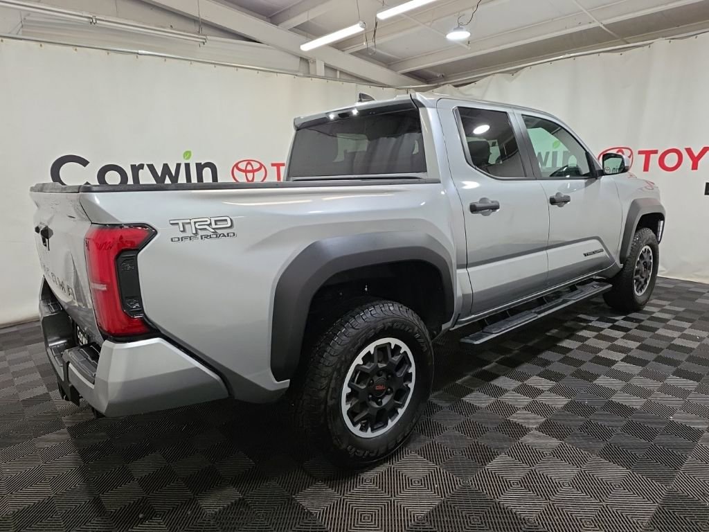 Used 2024 Toyota Tacoma TRD Off-Road image 8