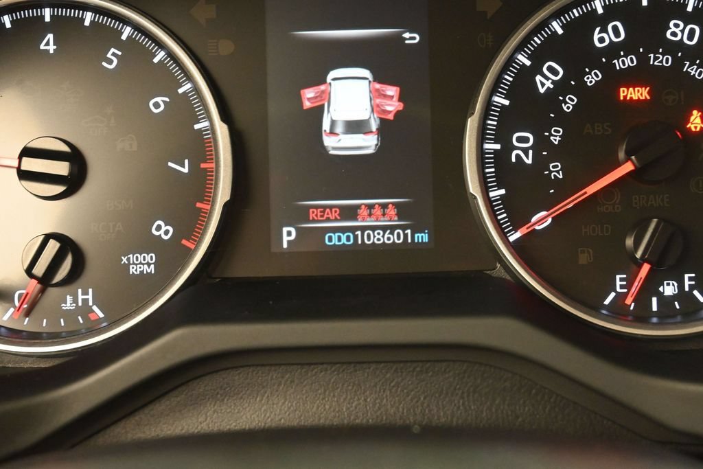 Used 2019 Toyota RAV4 LE w/ All Weather Liner Package AWD/4WD image 34