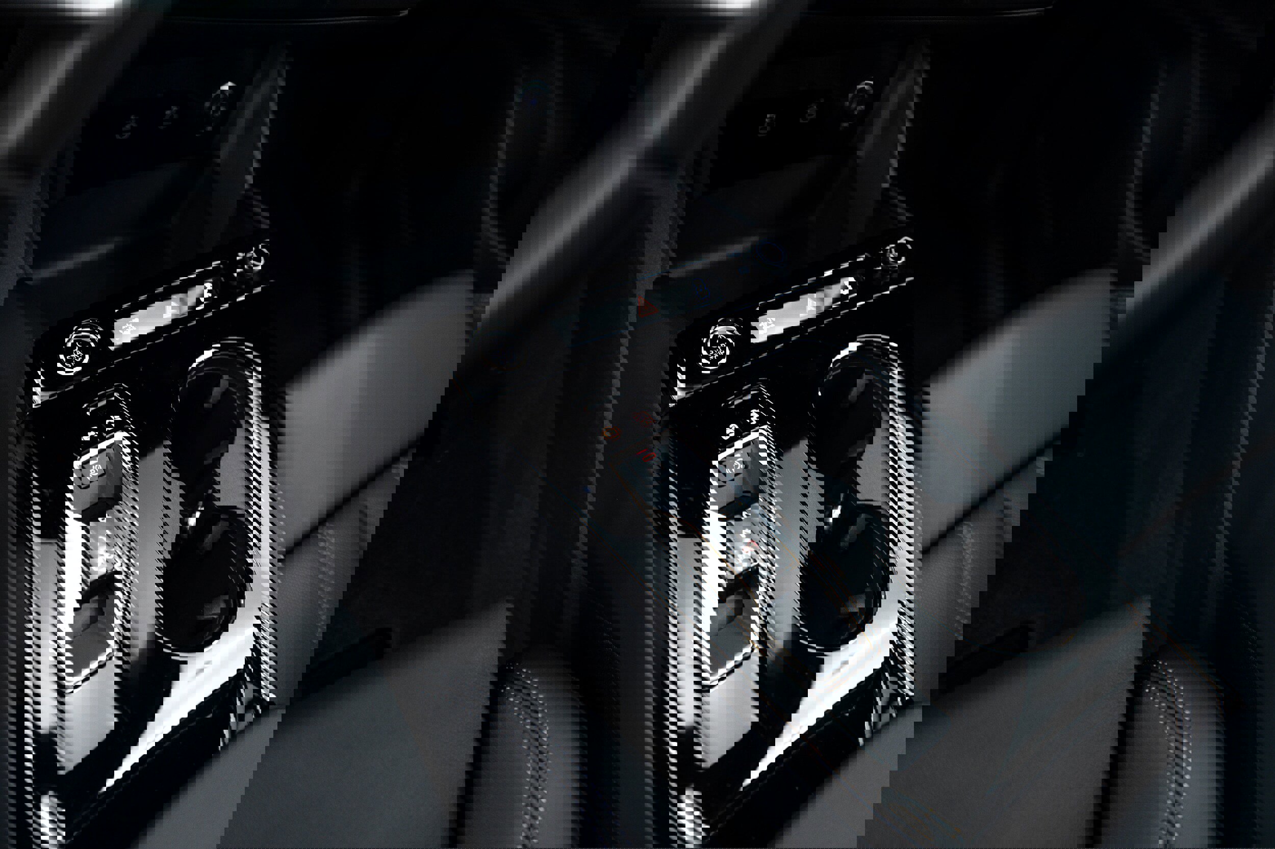 Certified 2025 Audi Q6 e-tron Premium Plus w/ Premium Plus image 17