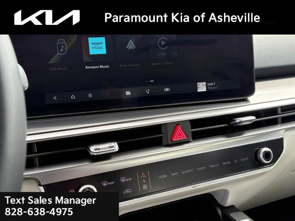 Certified 2025 Kia Sorento EX w/ Panoramic Sunroof Package image 12