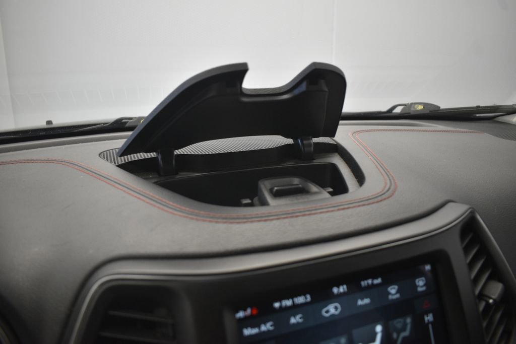 Used 2019 Jeep Cherokee Trailhawk w/ Cold Weather Group image 44