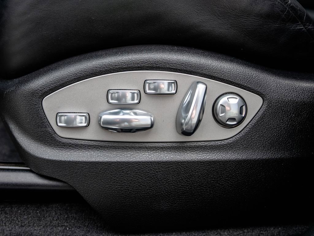 Used 2017 Porsche Macan S AWD/4WD image 24