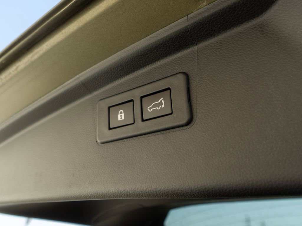 Used 2022 Subaru Outback Wilderness w/ Wilderness Package image 35