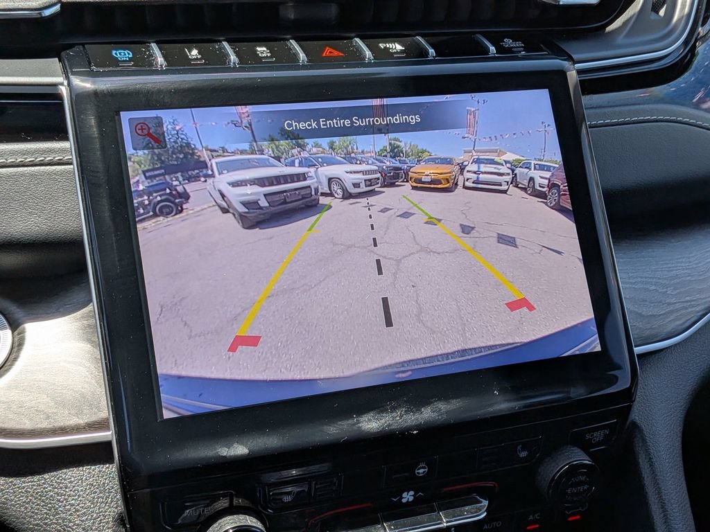 Used 2023 Jeep Grand Cherokee 4WD 4xe image 21