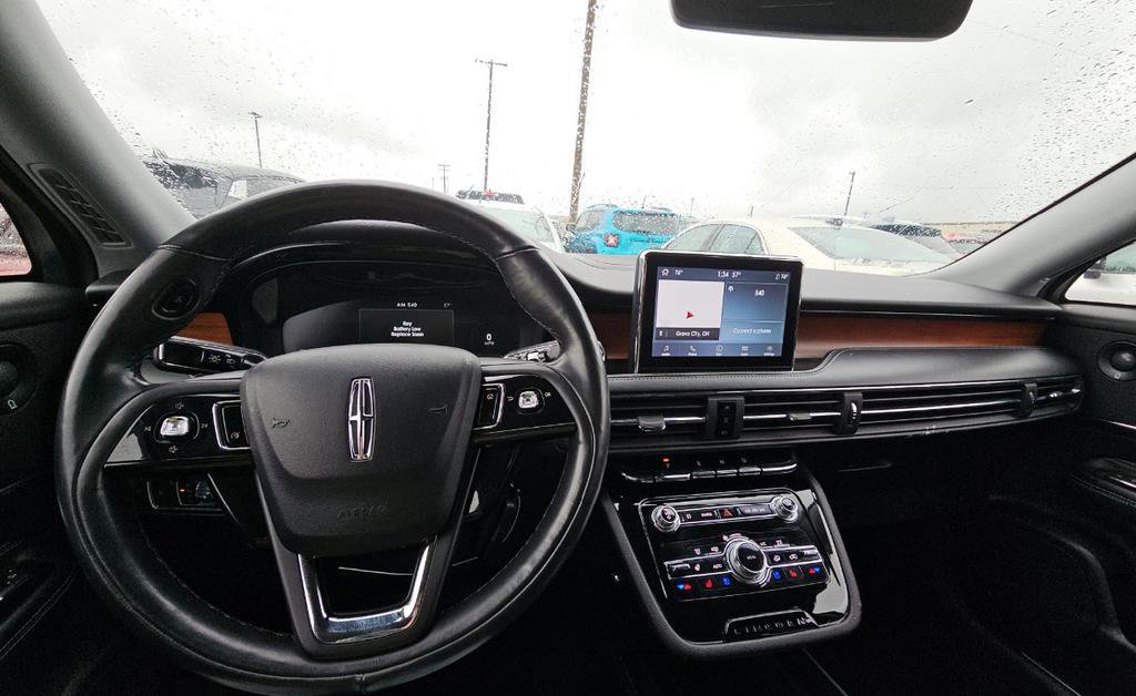 Used 2021 Lincoln Corsair Reserve AWD/4WD image 14