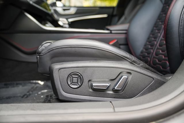 Used 2023 Audi RS 7 Sportback AWD/4WD image 39