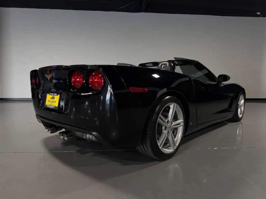Used 2009 Chevrolet Corvette Convertible w/ Preferred Equipment Group RWD image 4