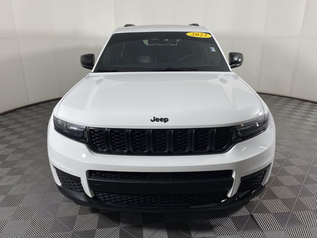 Used 2023 Jeep Grand Cherokee L Altitude AWD/4WD image 12