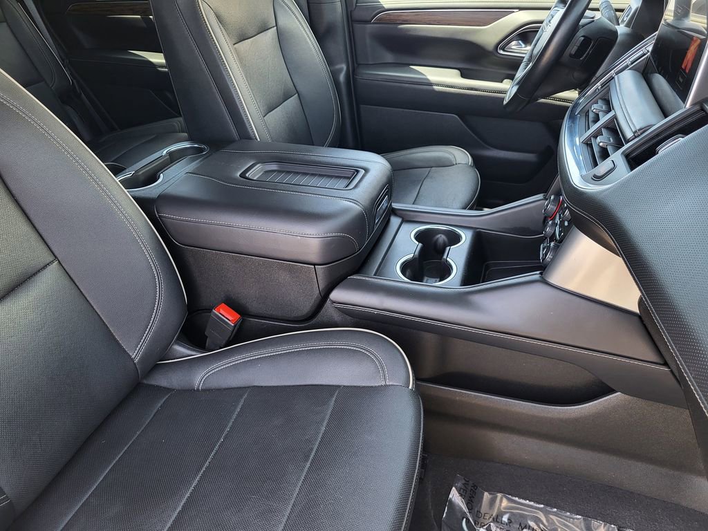 Used 2023 Chevrolet Tahoe Premier AWD/4WD image 11