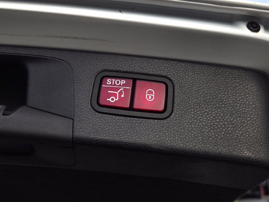 Used 2022 Mercedes-Benz E 450 4MATIC All-Terrain Wagon w/ Driver Assistance Package image 41