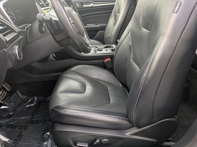 Used 2018 Ford Fusion Titanium AWD/4WD image 17