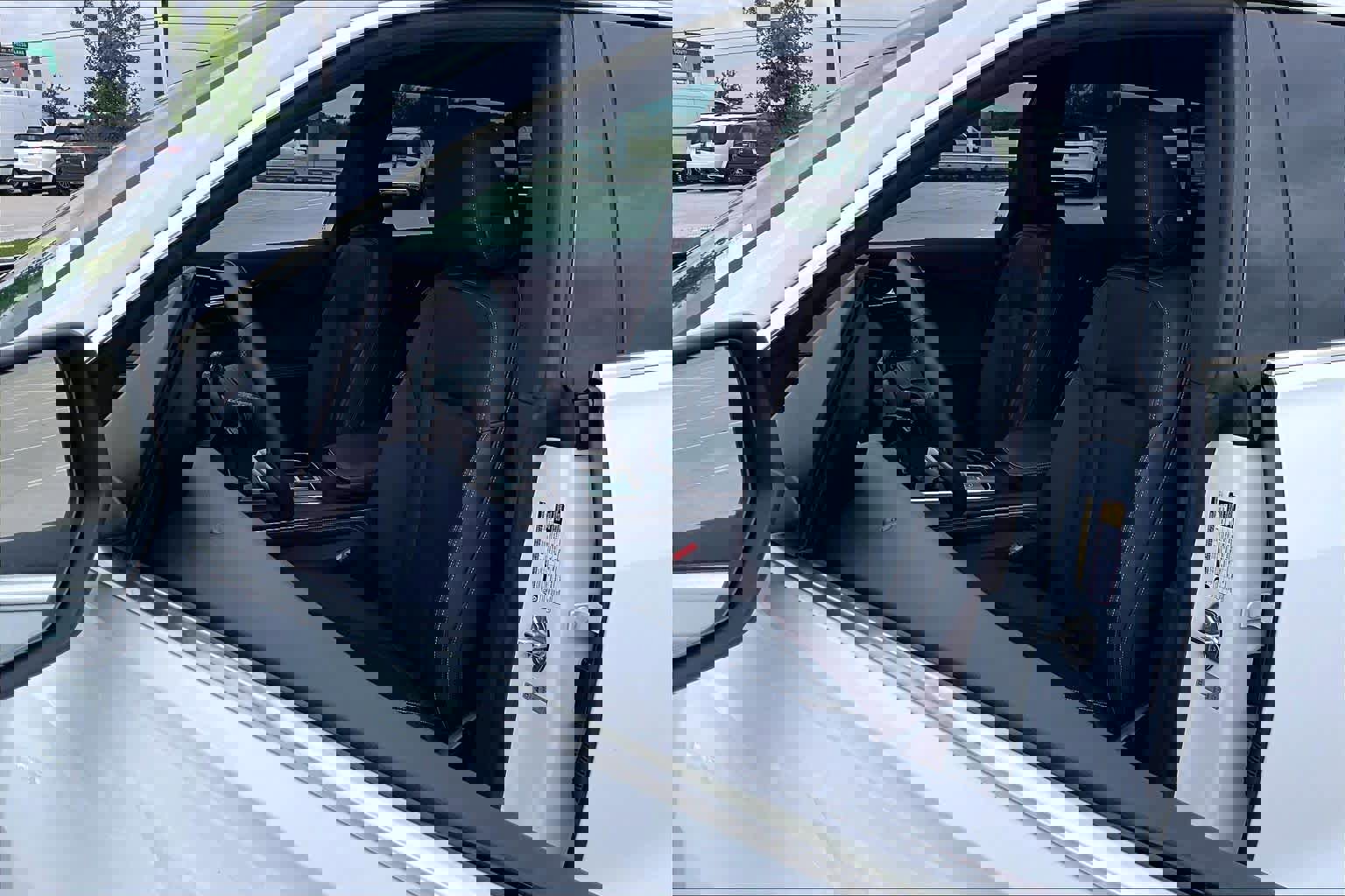 Used 2023 Audi Q8 Premium Plus w/ Premium Plus Package image 8