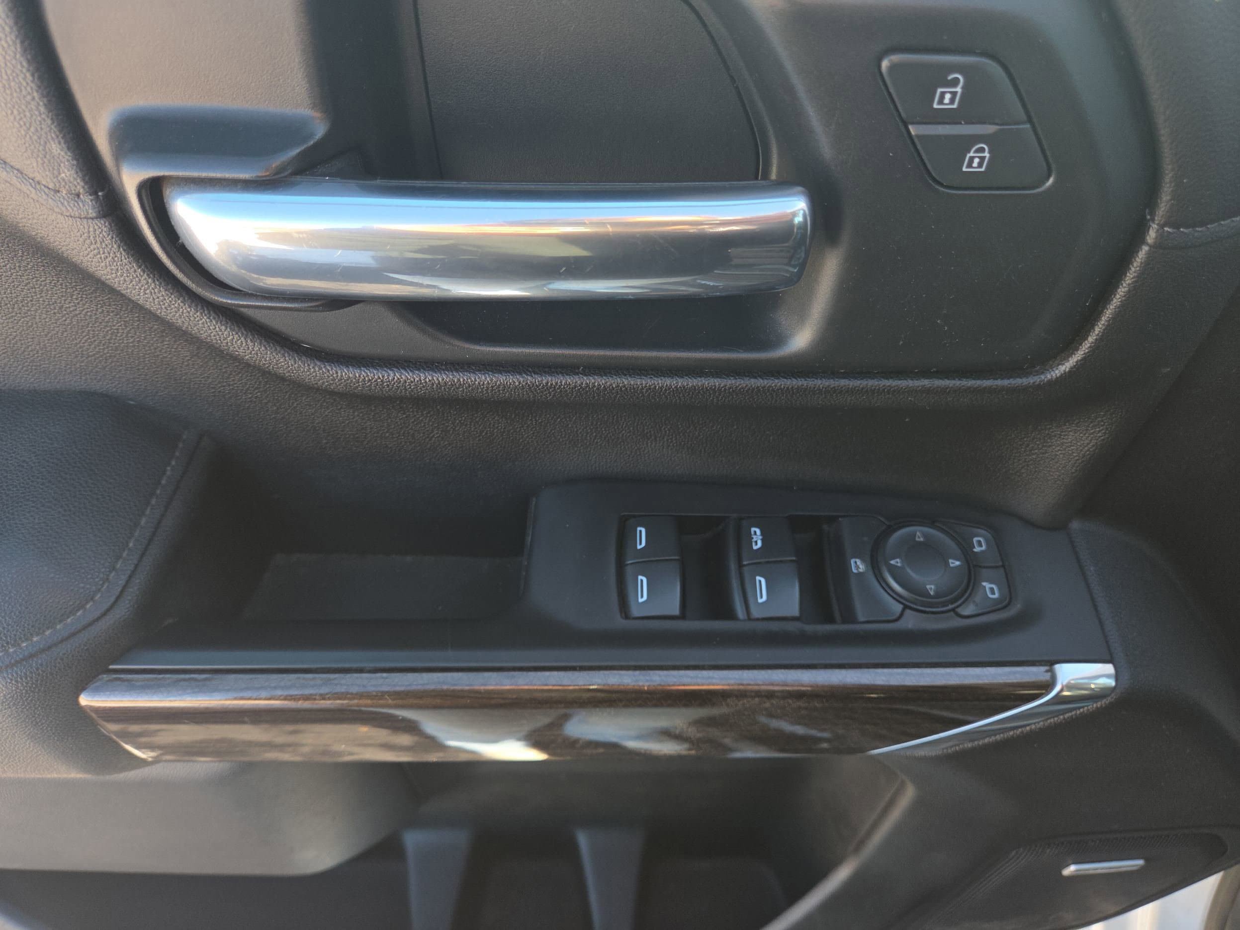 Used 2020 Chevrolet Silverado 1500 LT Trail Boss AWD/4WD image 23
