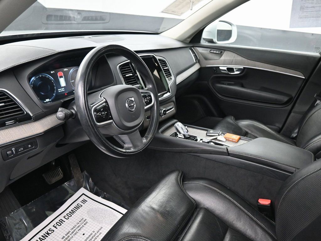 Used 2022 Volvo XC90 T8 Inscription image 27