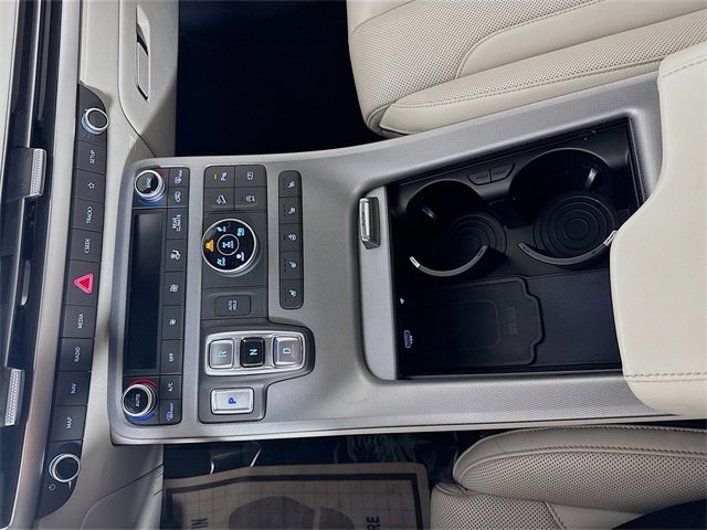 Used 2023 Hyundai Palisade Limited image 16