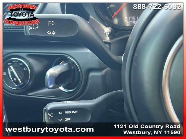 Used 2021 Porsche 718 Cayman RWD image 25