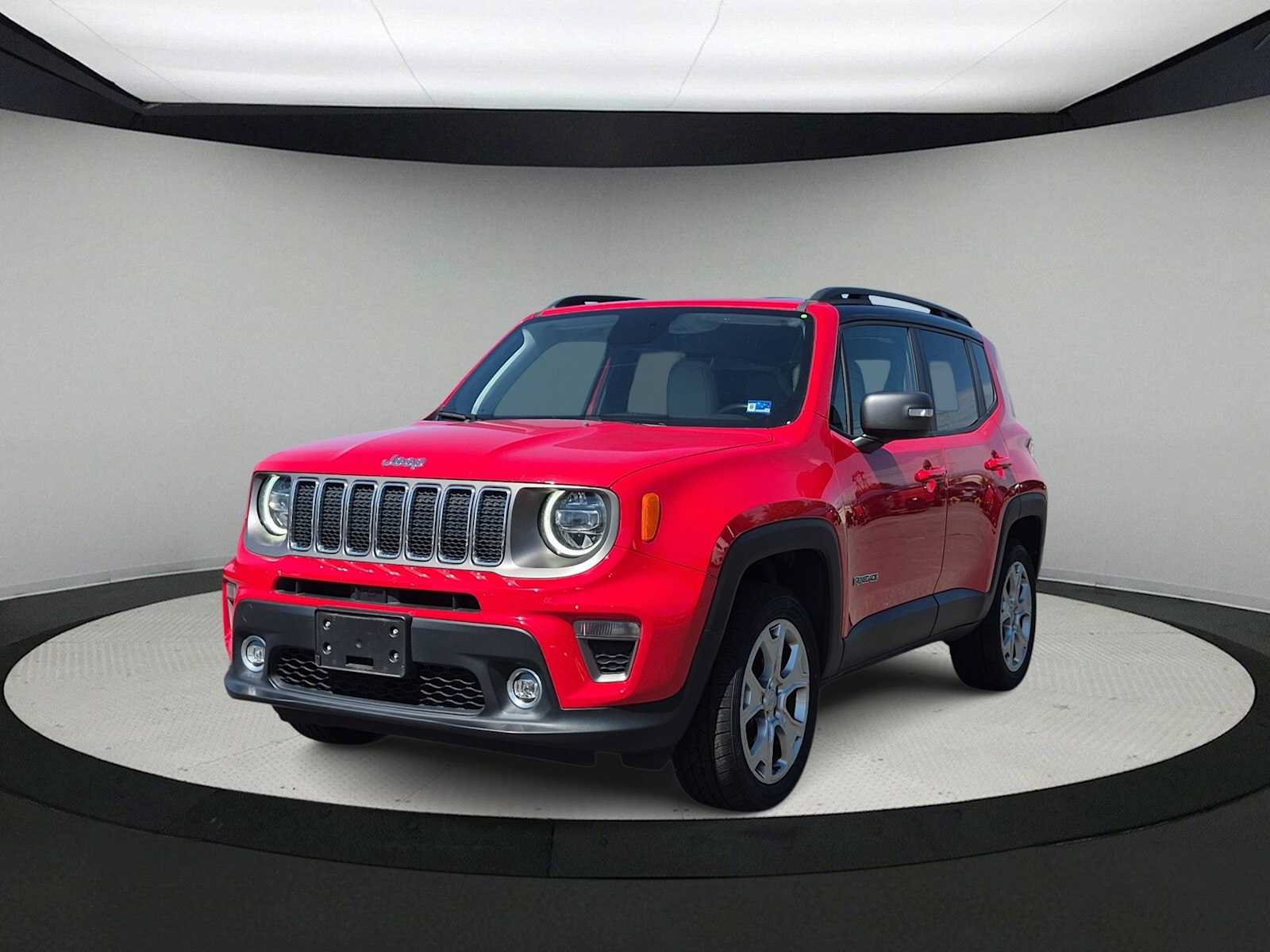 Used 2020 Jeep Renegade Limited w/ UConnect 8.4 Nav Group AWD/4WD image 4