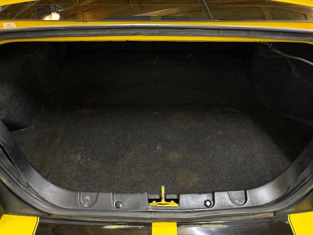Used 2006 Ford Mustang GT RWD image 11