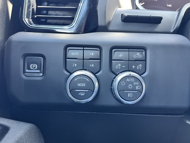 Used 2026 GMC Sierra 3500 AT4 w/ AT4 Premium Plus Package AWD/4WD image 21