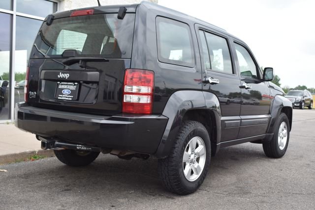 Used 2011 Jeep Liberty Sport AWD/4WD image 14