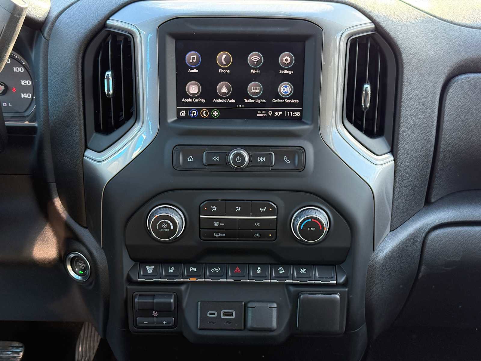 Used 2024 Chevrolet Silverado 2500 Custom w/ Custom Value Package image 12