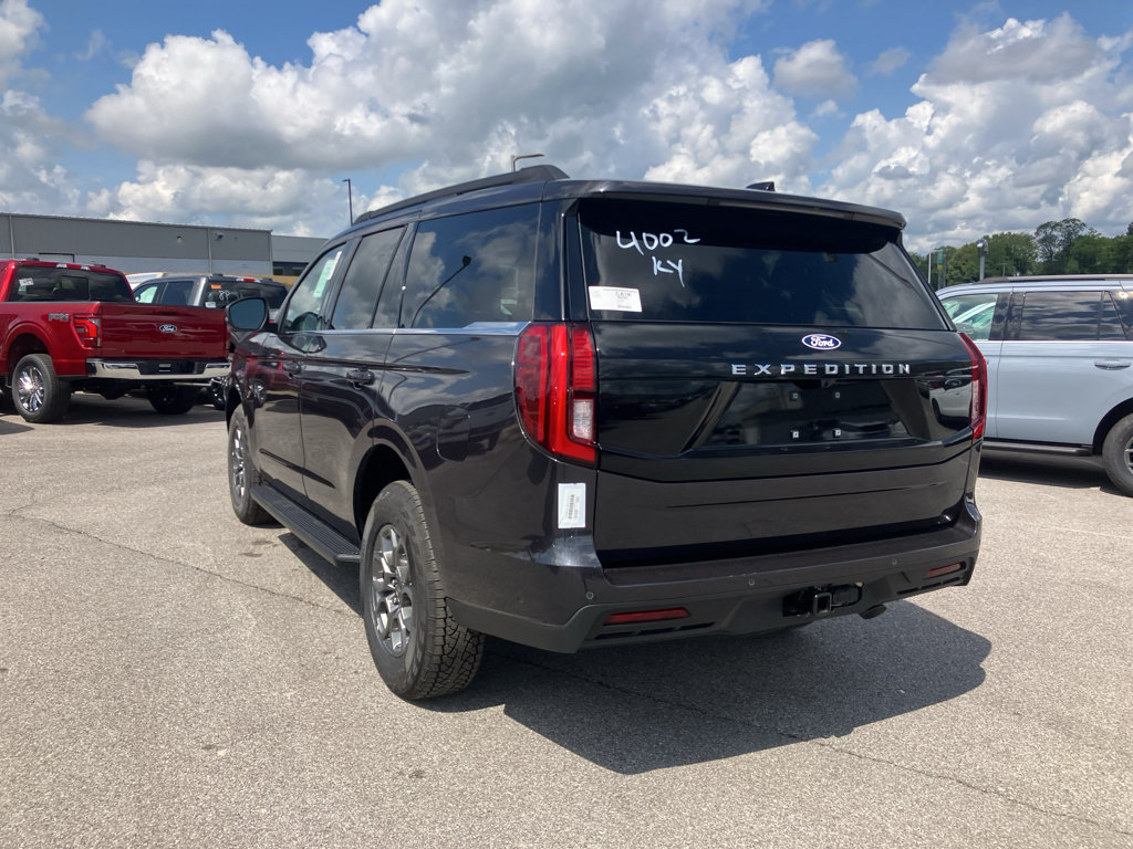 New 2027 Ford Expedition Active AWD/4WD image 7