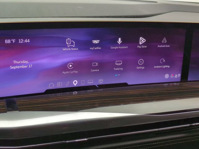 New 2026 Cadillac Escalade ESV Luxury w/ Touring Package AWD/4WD image 14