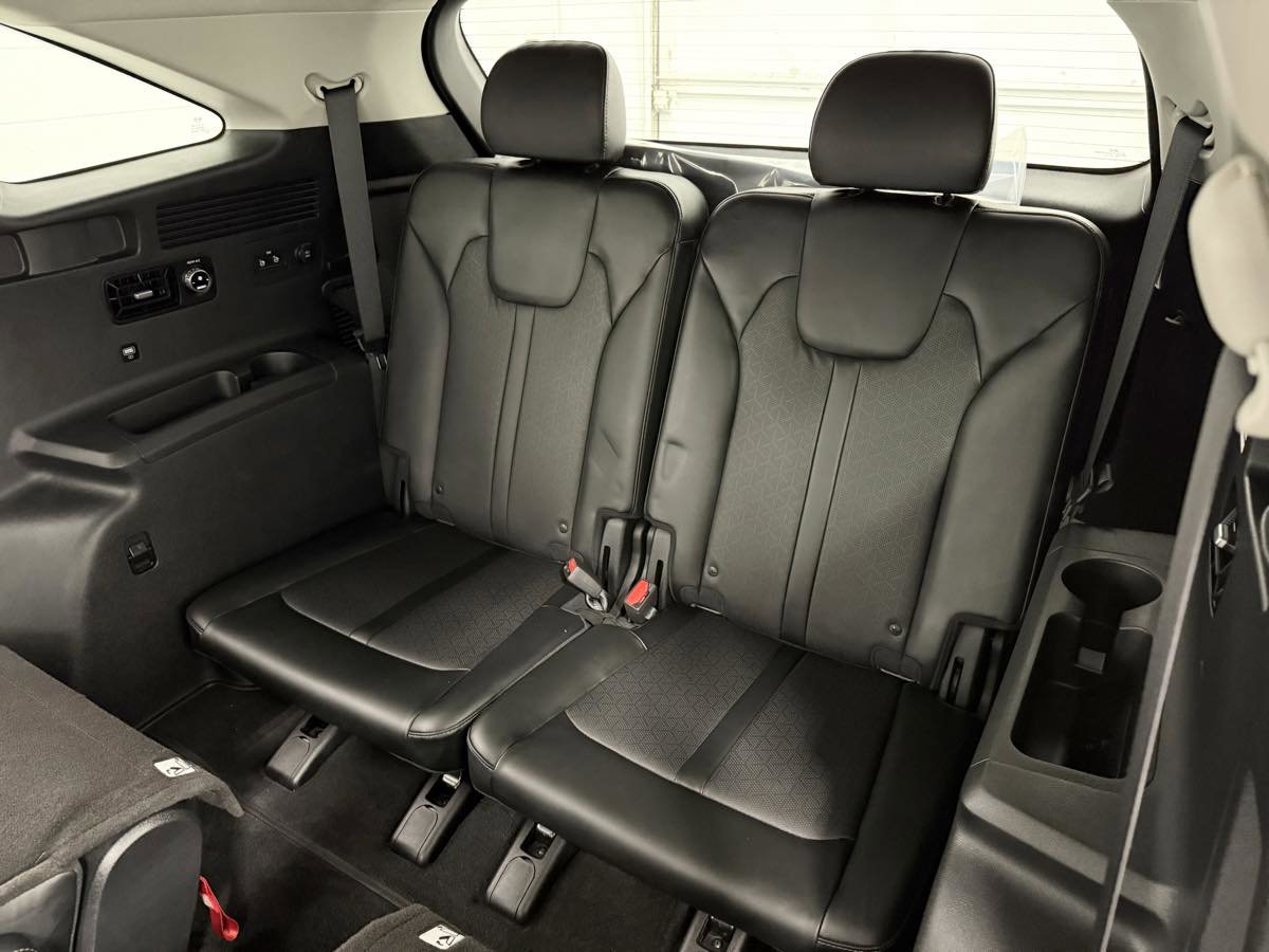 Used 2021 Kia Sorento EX image 13