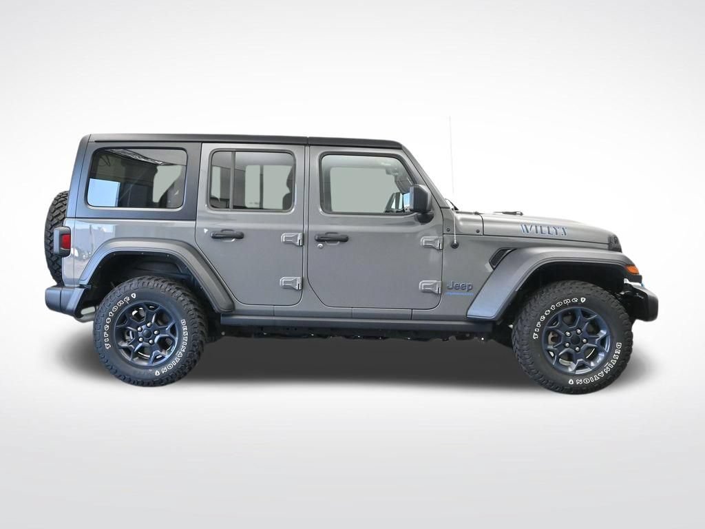 Used 2023 Jeep Wrangler Unlimited w/ Cold Weather Group AWD/4WD image 4