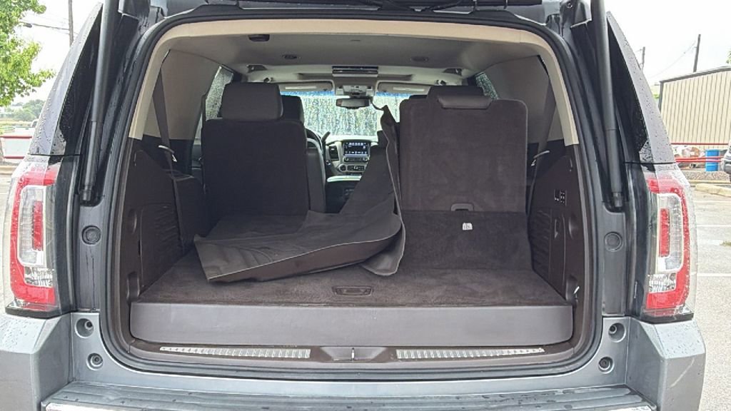 Used 2019 GMC Yukon Denali w/ Denali Ultimate Package AWD/4WD image 36