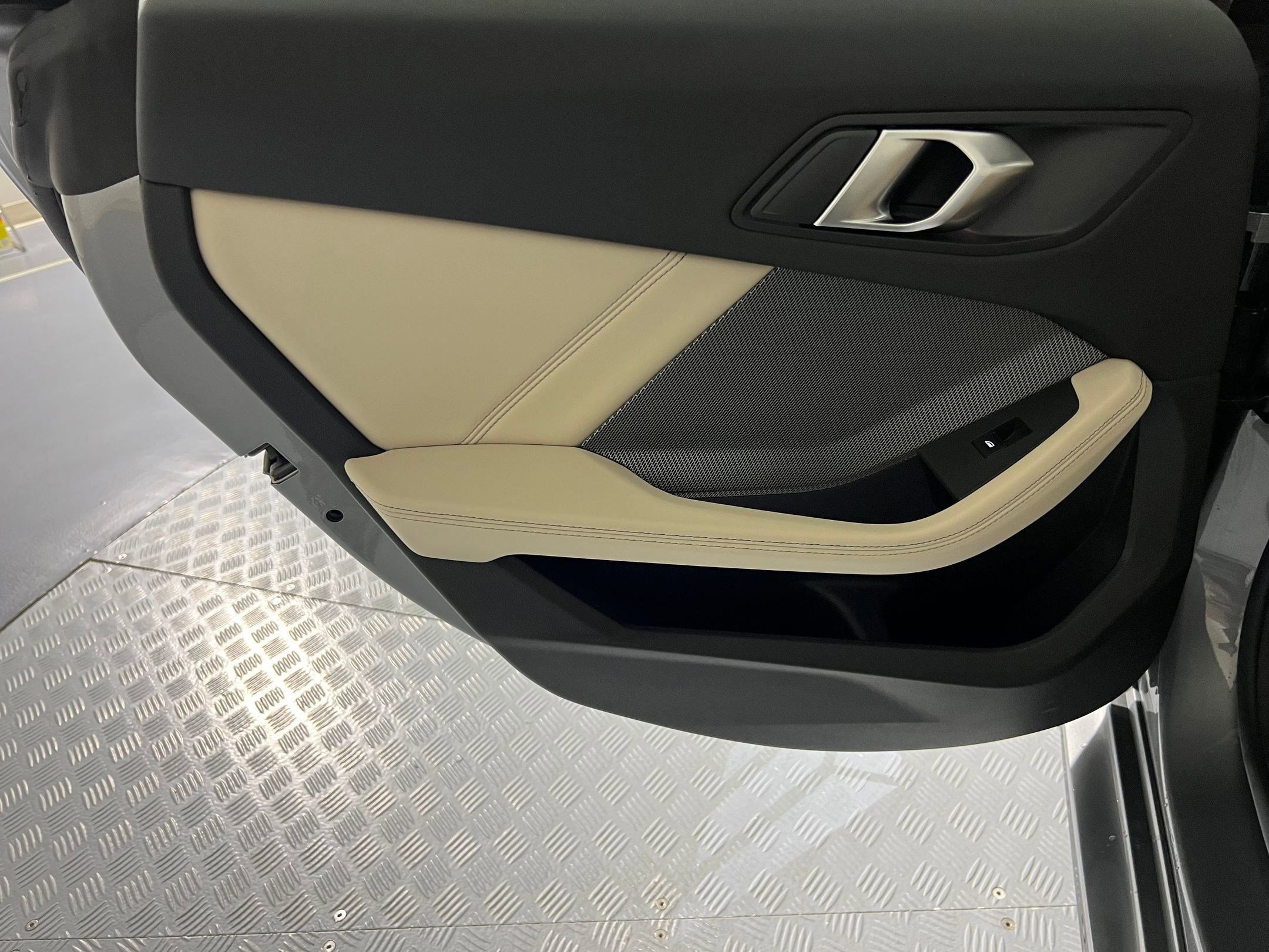 Used 2026 BMW 228i xDrive w/ Technology Package image 32