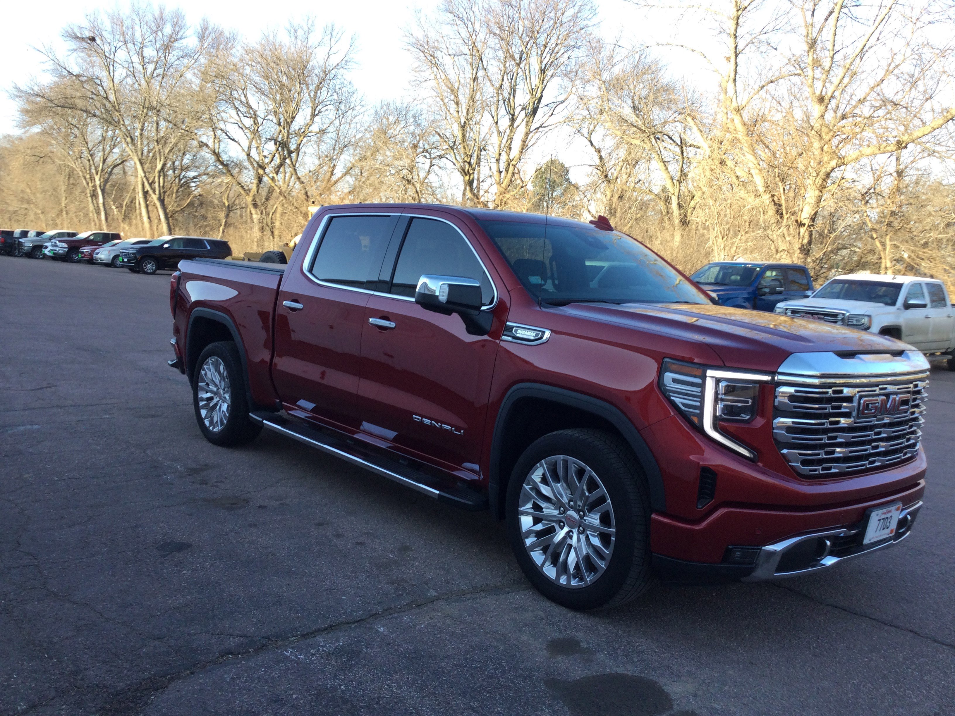 Used 2024 GMC Sierra 1500 Denali w/ Technology Package AWD/4WD image 4