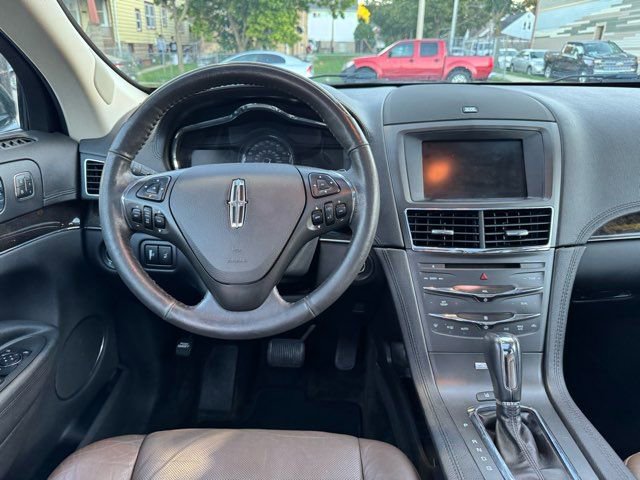 Used 2015 Lincoln MKT AWD w/ Equipment Group 201A image 23