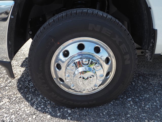 New 2025 RAM 3500 Tradesman w/ Chrome Appearance Group image 9