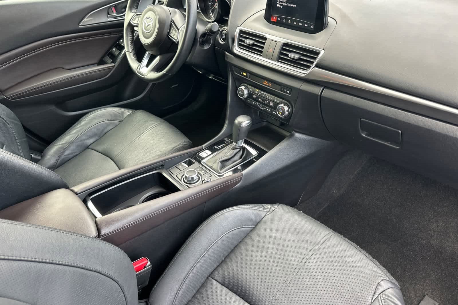 Used 2017 MAZDA MAZDA3 Grand Touring image 15