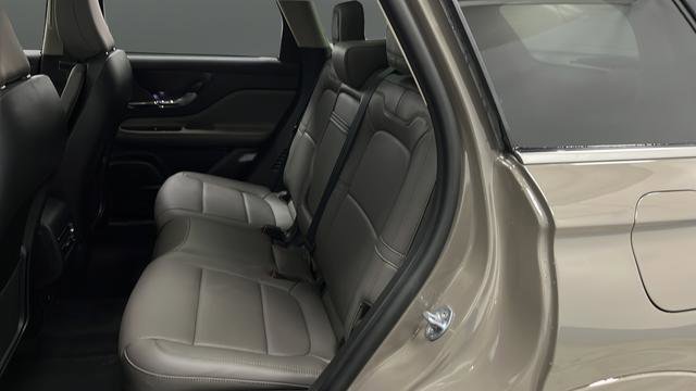 Used 2025 Lincoln Corsair Grand Touring image 24