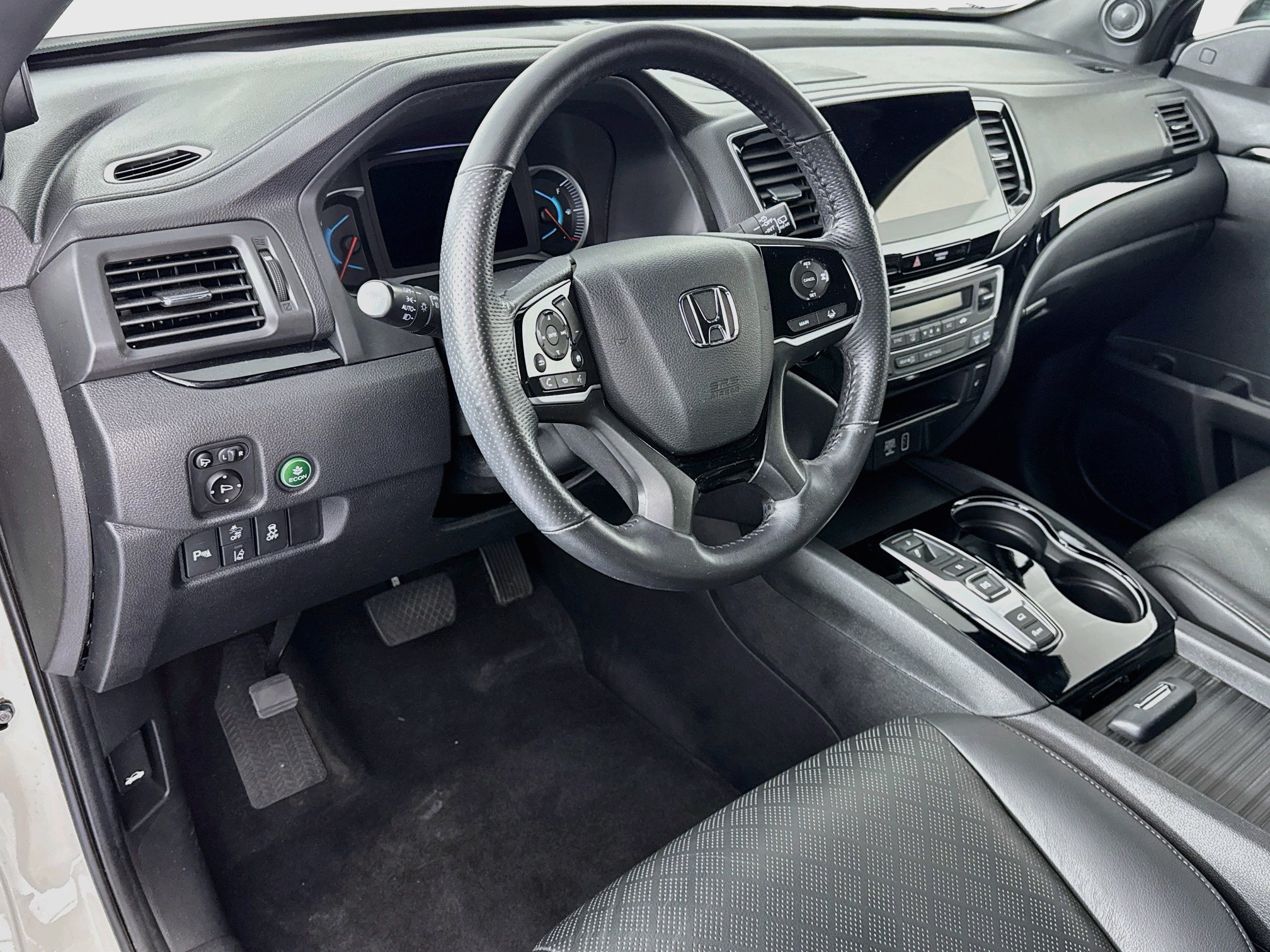 Certified 2019 Honda Passport Touring image 9