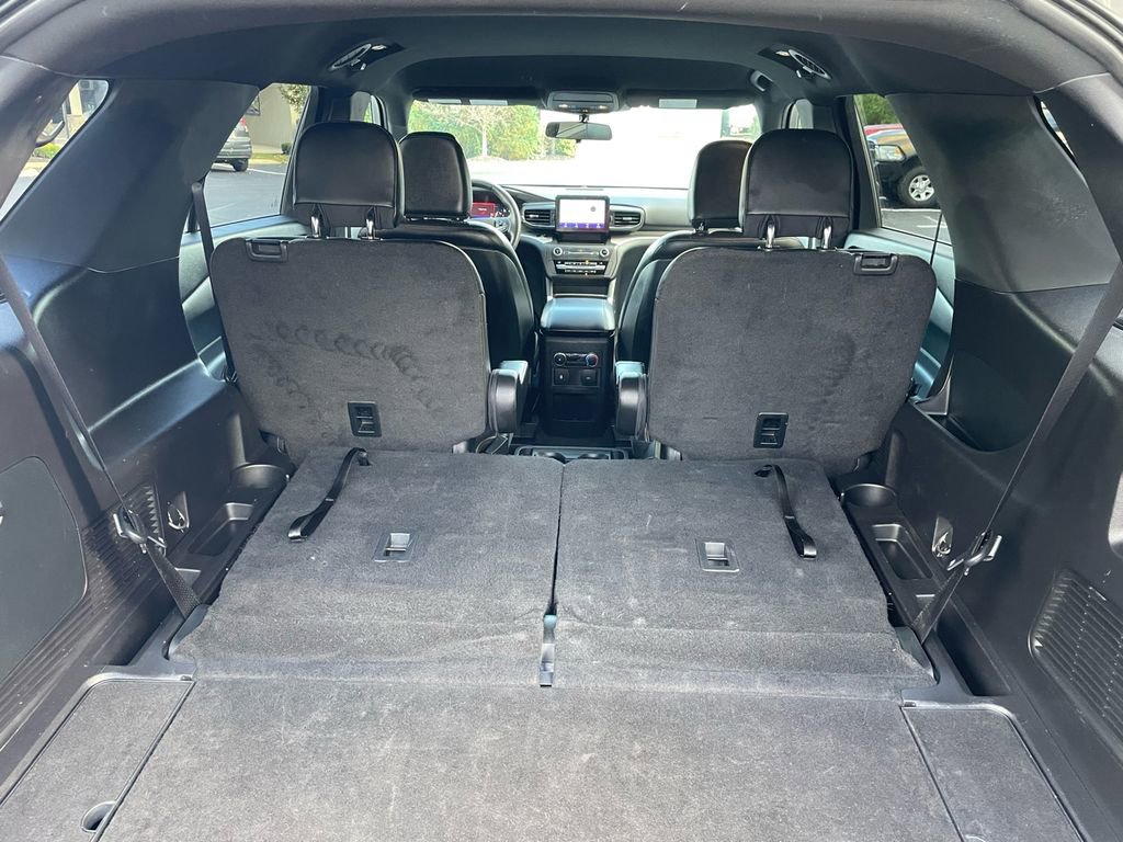 Used 2020 Ford Explorer XLT w/ Equipment Group 202A image 26