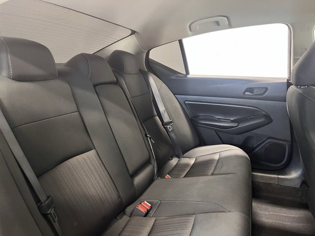 Used 2024 Nissan Altima 2.5 SV image 13