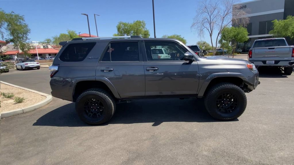 Used 2016 Toyota 4Runner TRD Pro AWD/4WD image 9