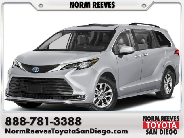 Certified 2022 Toyota Sienna XLE w/ XLE Plus Package